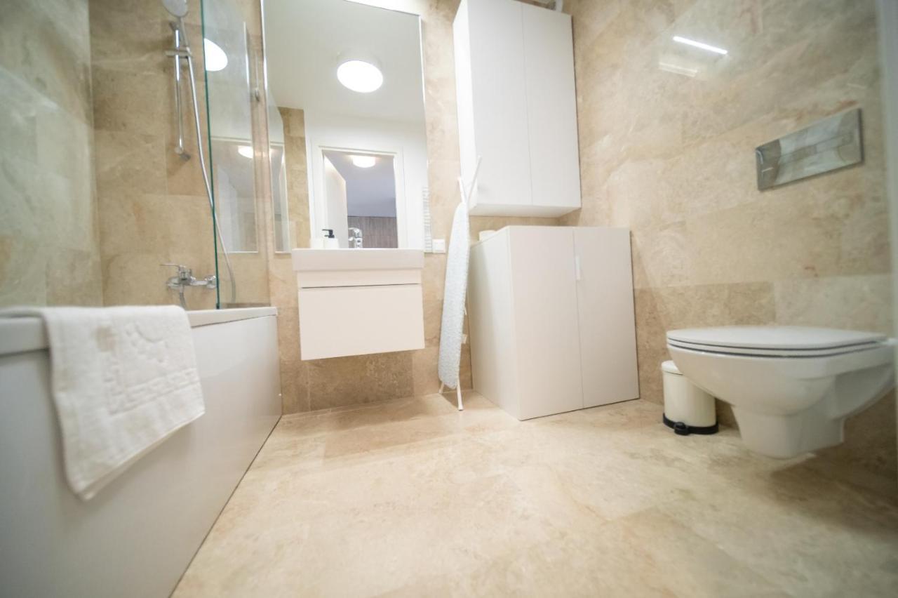 Boma Expo Sunset Apartment Bucharest